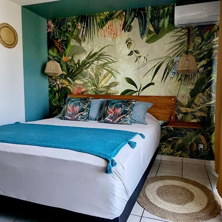 Le Papangue, Instant Exotique Apartment แซ็ง-ปีแยร์ ภายนอก รูปภาพ